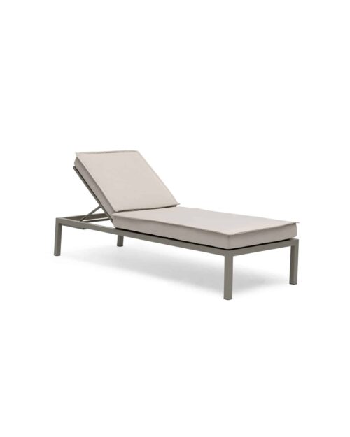 Hillerstorp Jet Set Solsäng Beige