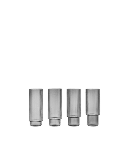 Ripple Long Drink Glas 4-pack Smoked Grey i munblåst räfflat glas från Ferm Living
